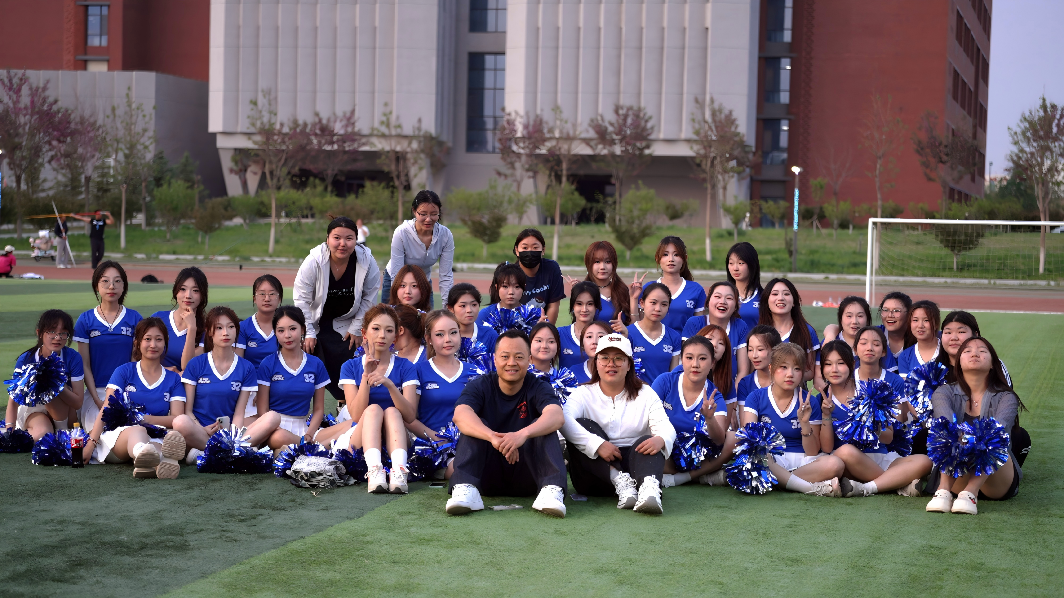 舞动青春 强健体魄—我院学子健身操赛场闪耀风采